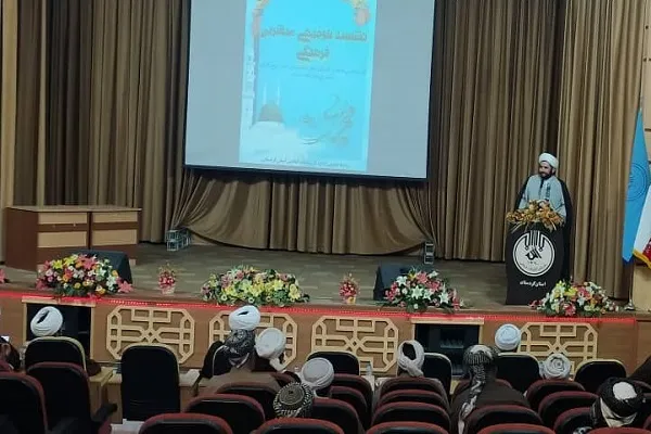 برگزاری نشست توجیهی مبشران فرهنگی و گردهمایی علما و فضلای اهل سنت