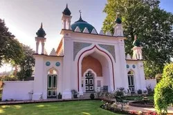 La première mosquée britannique célèbre son 132e anniversaire