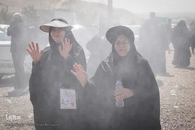 زائران پیاده حرم مطهر امام رضا (ع)
