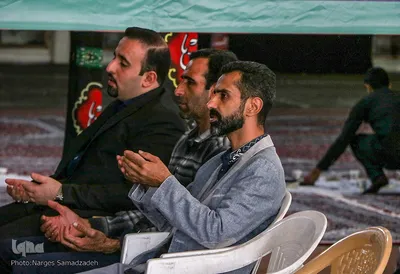 غبار روبی مزار شهدا‎ با حضور اعضای جهاد دانشگاهی اصفهان
