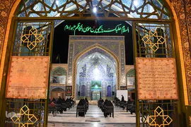 احیای شب بیست و یکم ماه رمضان/ امامزاده یحیی(ع) سمنان