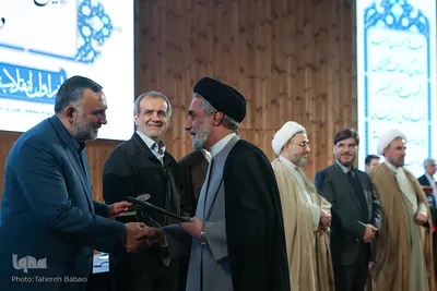 نخستین همایش ملی آسیب شناسی پایان نامه‌ها و رساله‌های حوزه علوم انسانی