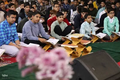 محفل انس با قرآن دانش آموزی در یزد‎