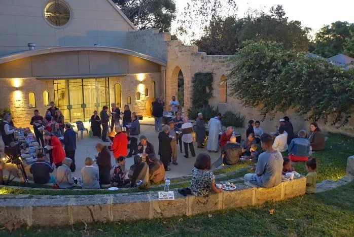 Majami’a Na Bayar Da Abincin Buda Baki A Australia