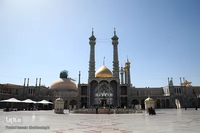 ترتیل‌خوانی در حرم حضرت معصومه(س)