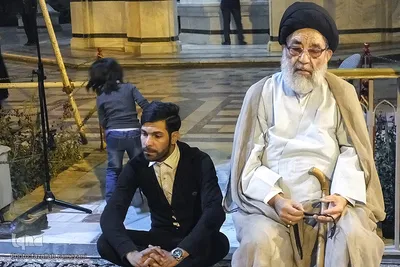 جشن مبعث درحرم امام موسی کاظم برادر امام رضا علیه السلام
