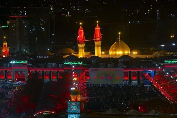 تصاویر حاج قاسم و ابو مهدى در حرم امام حسین (ع)
