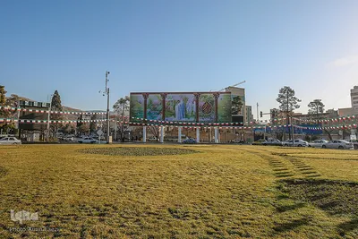 رونمایی از دیوارنگاره میدان امام حسین(ع) شیراز