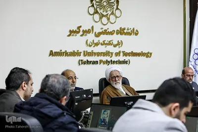 آیین رونمایی از کتاب جان بی آرامی صبح