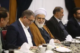 آیت‌الله محمدحسن اختری در مراسم شعر خوانی شاعران بین المللی حوزه مقاومت