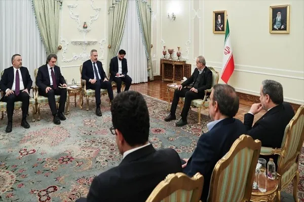 Pezeshkian: Los musulmanes deben dejar a un lado sus disputas y unirse