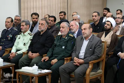دیدار دست‌اندرکاران کنگره 6200 شهید استان مرکزی با مقام معظم رهبری