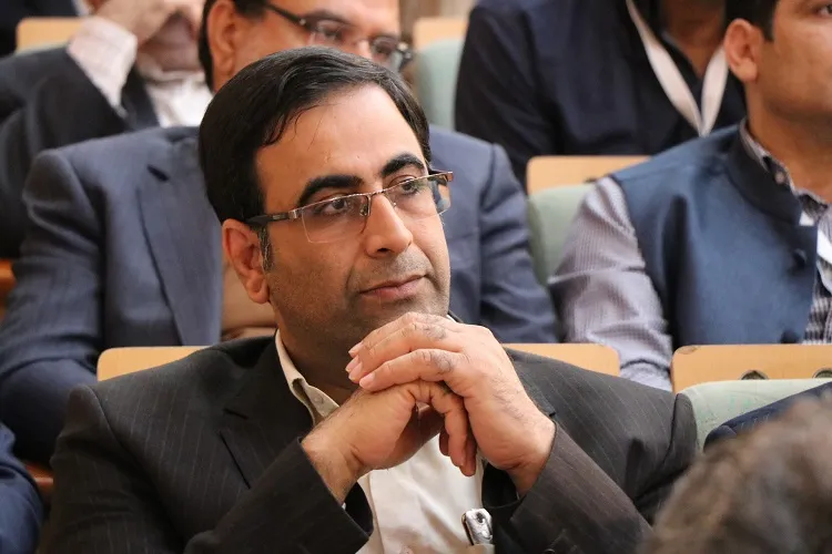 ترویج کتاب‌خوانی با پویش «کتاب در خانه» در هرمزگان