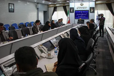 نشست مطبوعاتی استاندار خراسان جنوبی بمناسبت دهه فجر