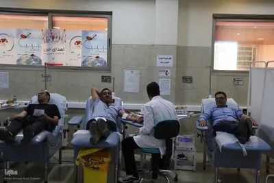 اهدا خون برای حادثه دیدگان بندر عباس