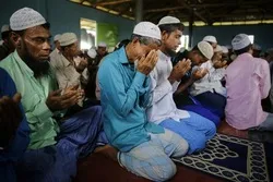 Mosque Ceremony for Rohingya Muslim Victims Cancelled in Thailand