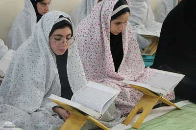 کرسی تلاوت دانش‌آموزی در ملایر
