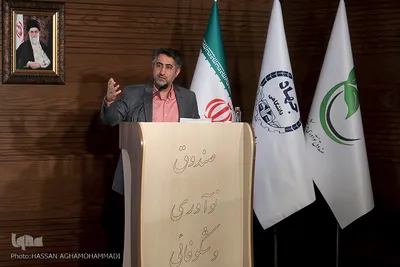  رحیم خاکی، رئیس مرکز رشد واحدهای فناور و هنرهای قرآنی جهاد دانشگاهی