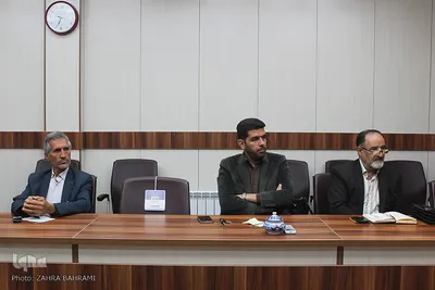 نشست تخصصی تحلیل و بررسی مسابقات سراسری قرآن - اراک/عکاس:زهرا بهرامی