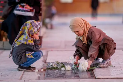 زیارت اهل قبور در پنجشنبه آخر سال