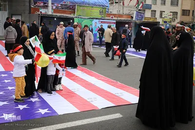 راهپیمایی یوم الله ۲۲ بهمن در تهران -3