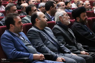 نشست جبهه علمی و فرهنگی اساتید بسیجی در دانشگاه تبریز