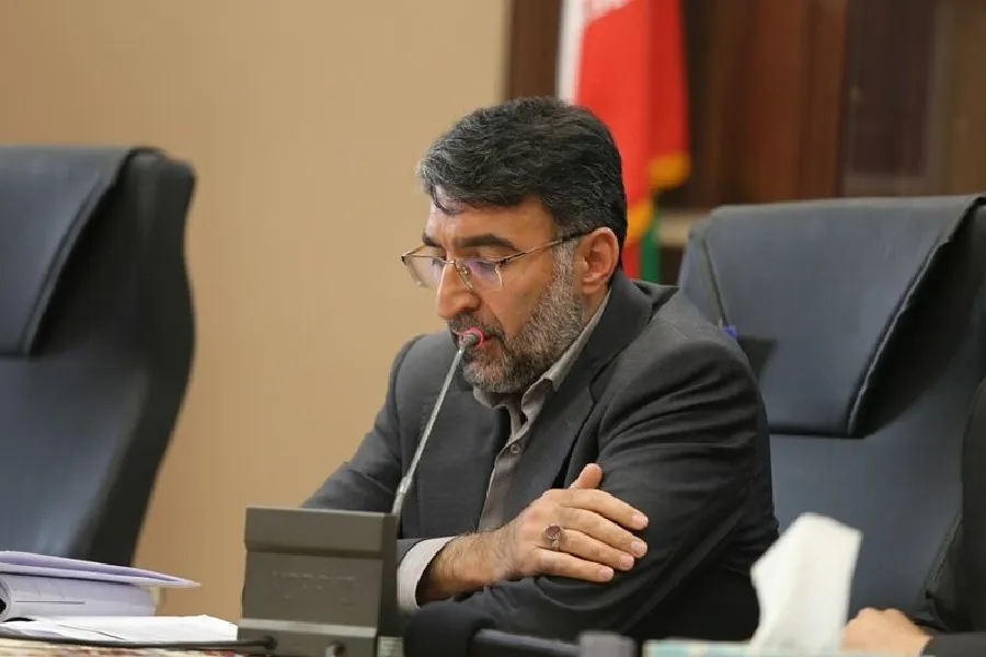 بازگشت به کتاب درسی گامی در جهت تحقق عدالت آموزشی است