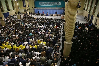 دیدار شرکت‌کنندگان در سی‌وپنجمین دوره مسابقات بین‌المللی قرآن با رهبر انقلاب