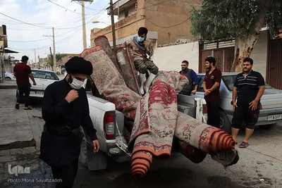 امدادرسانی گروه جهادی خدام‌الرضا(ع) و کانون خدمت آستان قدس رضوی به مردم اهواز