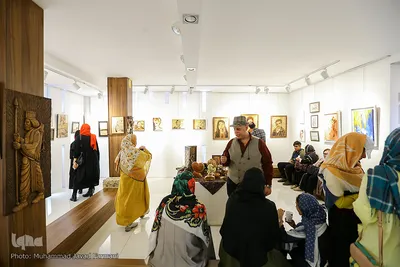 افتتاح نمایشگاه آثار هنری قربانیان اسید پاشی
