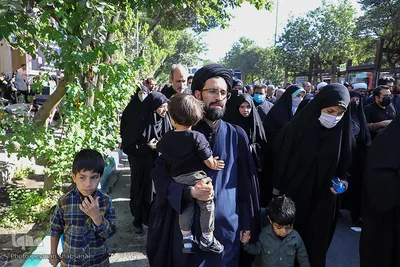 تشییع پیکر آیت الله ناصری در اصفهان
