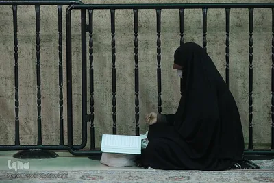 قرائت مناجات شعبانیه در حرم حضرت معصومه(س)