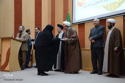 مراسم تجلیل و تقدیر از بیست و چهارمین دوره مسابقات شفاهی،کتبی و جشنواره سراسری قرآن و عترت دانشگاه آزاد اسلامی تبریز