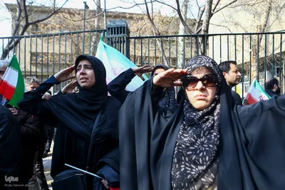 مراسم تشییع پیکر شهدا از میدان انقلاب