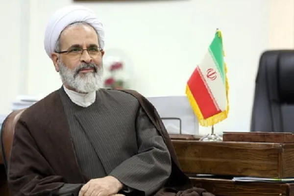 دانشگاه علوم پزشکی قم به مسائل محیط زیست حساس باشد
