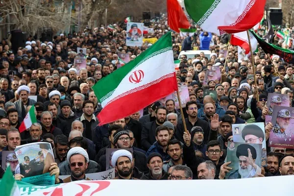 راهپیمایی مردم در محکومیت جنایات آمریکا و رژیم صهیونیستی