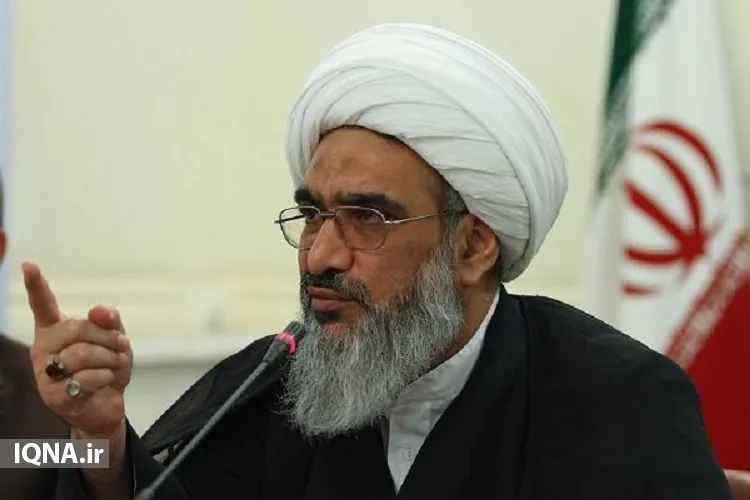 کالاهای فرانسوی در کشورهای اسلامی تحریم شود
