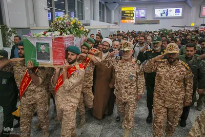 استقبال از پیکر شهید پروین نژاد از شهدای امنیت در شیراز