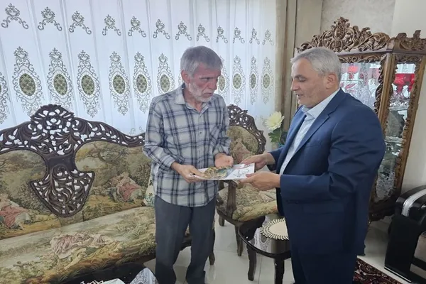 دیدار مدیرکل بنیاد شهید آذربایجان شرقی با آزادگان
