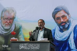 تشییع پیکر هنرمند انقلابی حاج نادر طالب‌زاده