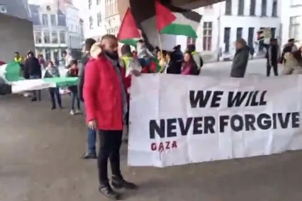 Belçika halkı Gazze ile dayanışma için  protesto gösterisi düzenledi | video