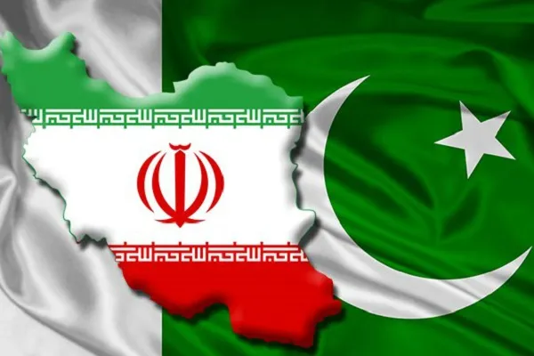 آمادگی انجمن پاکستانی برای ترجمه قرآن با همکاری ایران