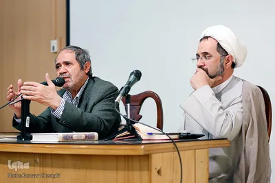 دكتر مجيد معارف رئيس دانشكده الهيات و معارف اسلامي دانشگاه تهران و حجت الاسلام کاوس روحی