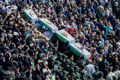 ورود پیکرهای ۱۱۱ شهید دفاع مقدس به کشور