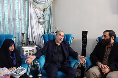 دیدار صالحی با خانواده شهید اویدالاثر مدافع حرم مرتضی کریمی

