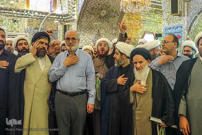 حضور ائمه جماعت در حرم حضرت شاهچراغ علیه‌السلام