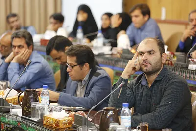 نشست صميمي فرمانده سپاه فجر شیراز با اصحاب رسانه