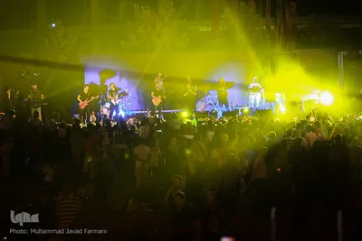توزیع بزرگترین کیک جهان به مناسبت میلاد امام رضا(ع)