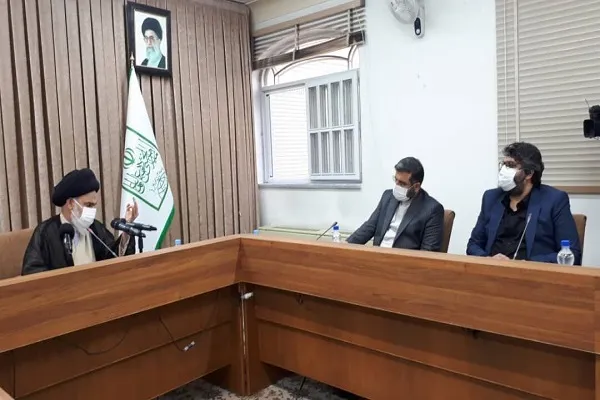 خرده فرهنگ‌های بومی و محلی مورد حمایت و توجه قرار بگیرند