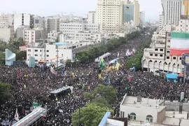 بدرقه رئیس جمهور شهید تا خانه ابدی توسط خراسانی‌ها